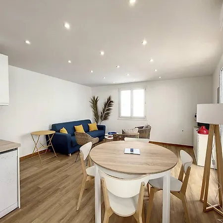 Apartmán Renove Au Coeur De Calvi - 2 Chambres, Balcon, Plein Centre, Proche Plage Et Commodites - Fr-1-719-27 *